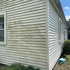 Professional-Top-Quality-House-Wash-in-Newburgh-Indiana 4